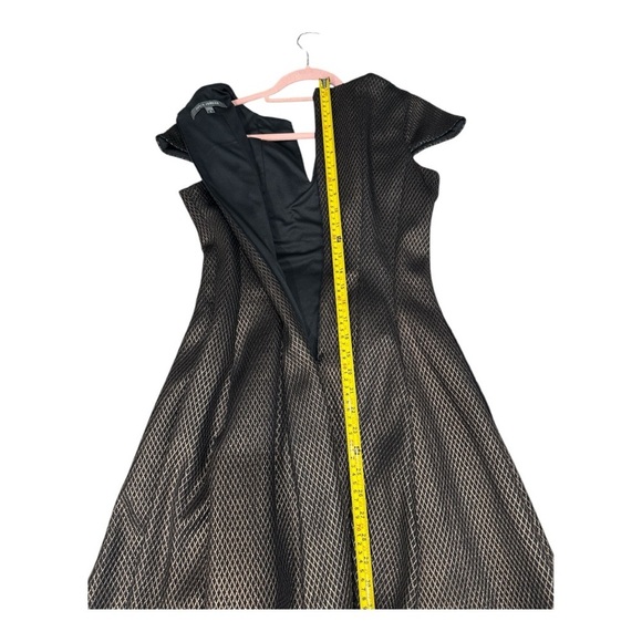 julia jordan
Mesh Jacquard Fit & Flare Dress size 6 - Picture 12 of 13